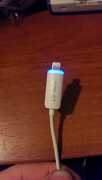 1520 X 2688 858.3 Kb 1520 X 2688 291.7 Kb Продам красивый дата кабель для APPLE ligth