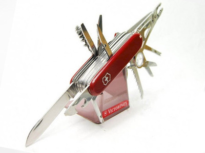 1500 X 1125 300.7 Kb     Victorinox 2     