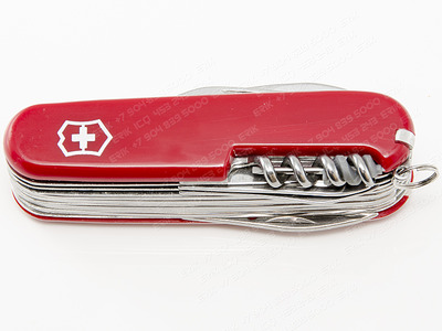 1500 X 1125 687.2 Kb     Victorinox 2     
