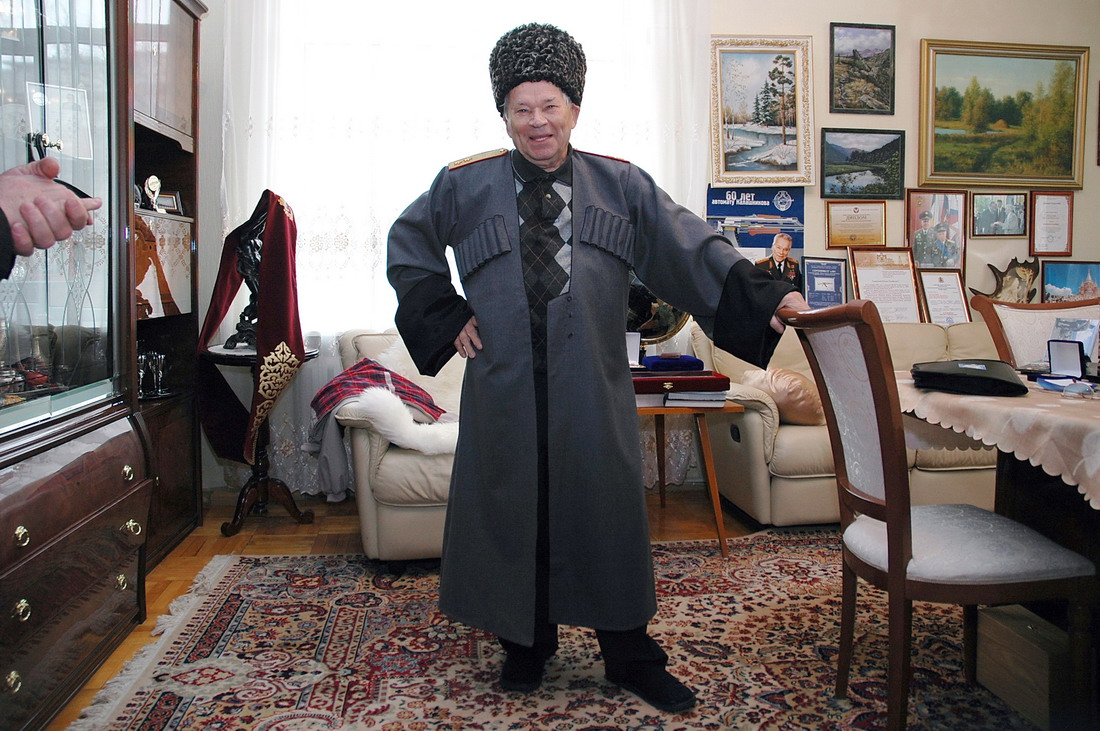 Внуки калашникова михаила тимофеевича фото