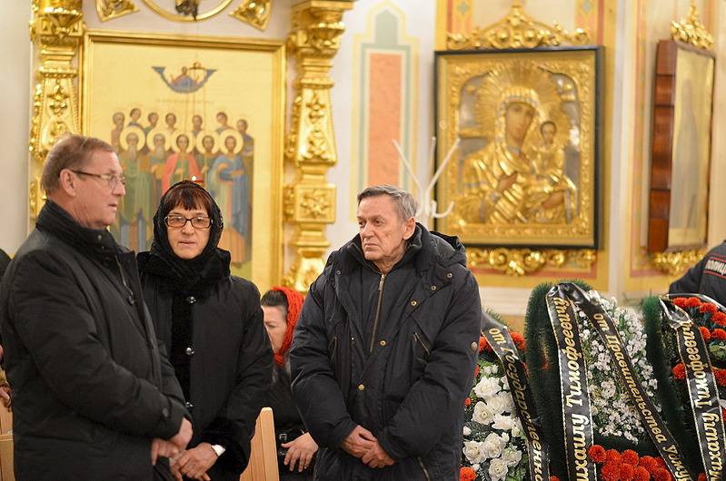 1100 X 730 234.1 Kb 1100 X 734 234.0 Kb 1100 X 743 199.9 Kb   ..    ()