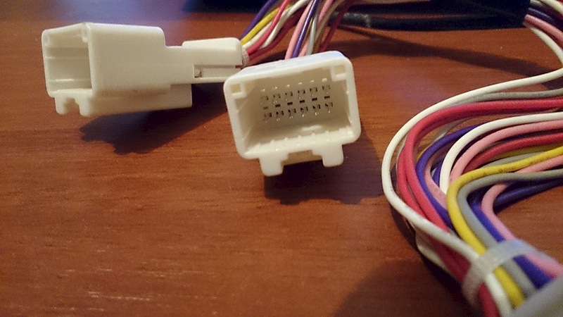 1920 X 1080 427.1 Kb 1920 X 1080 395.6 Kb  USB MP3  Yatour  Toyota-Lexus