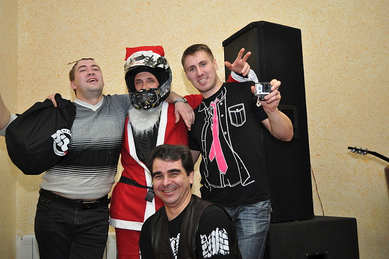 1920 X 1275 594.8 Kb Мотокорпаратив удался!