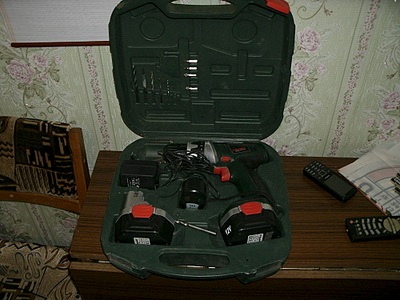 1000 X 750 286.0 Kb   Hammer(, )