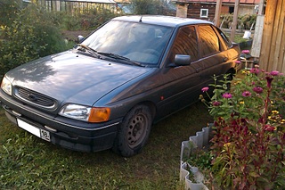 1920 X 1280 726.3 Kb Ford Escort 1992 .