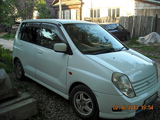 1920 X 1440 752.7 Kb Mitsubishi Dingo 2000 .