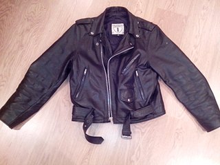 1920 X 1440 298.3 Kb  