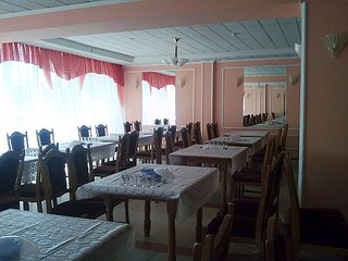 1024 X 768 141.7 Kb банкетный зал ! хэлп ми !