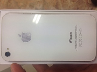 1920 X 1440 359.2 Kb 1920 X 1440 388.3 Kb iPhone 4S 16GB White