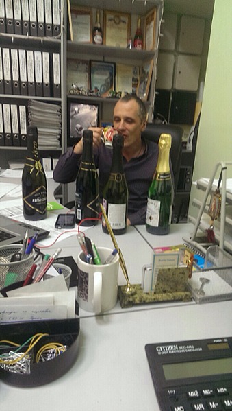 724 X 1280 236.1 Kb   .