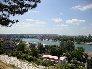 1920 X 1440 352.5 Kb   ? (    )