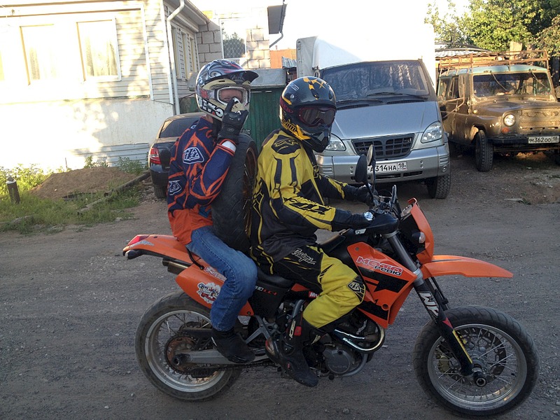 1920 X 1440 705.2 Kb     