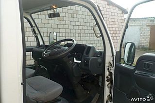 640 X 427  40.1 Kb 640 X 427  51.6 Kb Nissan Atlas, 2004 