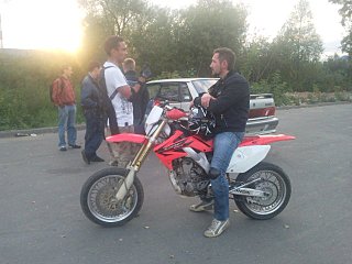 640 X 480  50.9 Kb Honda CRF250X 165 .. 