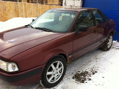 1200 X 896 355.7 Kb Audi 80 1991 . ()  .