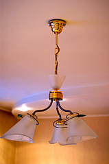 852 X 1280 66.1 Kb Продам Люстру, Настольная лампу, Бра производство Италия