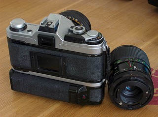 965 X 718 706.4 Kb 964 X 726 678.9 Kb  Canon AE-1 + SSC Canon 50mm f1.4 + MC samyang 35-70mm f3.5-4.5