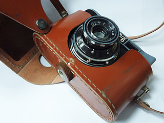 800 X 600 350.4 Kb 800 X 575 371.5 Kb   -