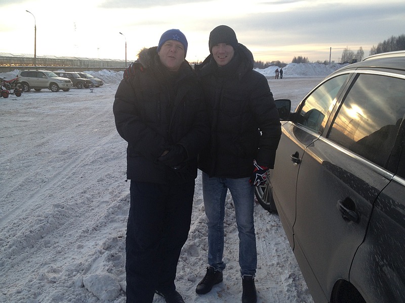 1920 X 1440 585.2 Kb  