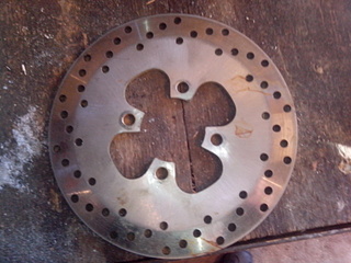 1920 X 1440 623.6 Kb    ()