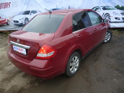 400 x 300 400 x 300 Nissan Tiida 2010. ()  