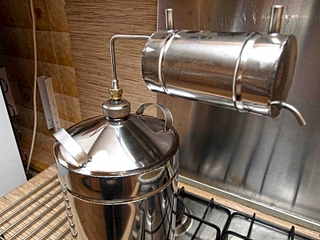 800 X 600 347.4 Kb 688 X 800 403.8 Kb   