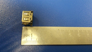 1920 X 1080 695.4 Kb ����� ������ USB