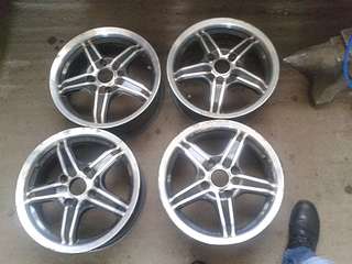 1920 X 1440 177.6 Kb     9 15