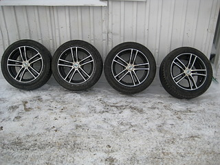 1920 X 1440 637.7 Kb    R16  