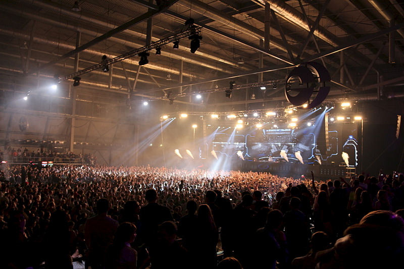 1920 X 1280 477.6 Kb 1920 X 1280 651.2 Kb 01.02.2014 - A State of Trance 650 @ Екатеринбург Экспо