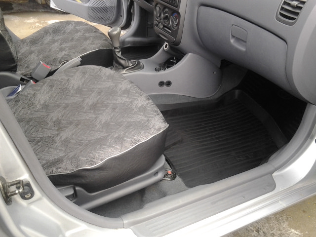640 x 480 640 x 480 Hyundai Accent 2006 .
