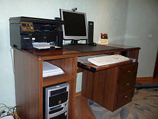 640 X 480 101.9 Kb 640 X 480 97.9 Kb ĸ  