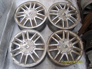 1920 X 1440 730.1 Kb     R-15