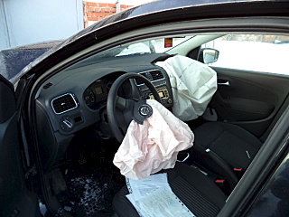 640 X 480 125.6 Kb 640 X 480 98.8 Kb    VW POLO  2010