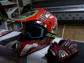 1600 X 1200 207.8 Kb       .