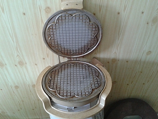 1920 X 1440 156.1 Kb 1920 X 1440 124.7 Kb     200 . 