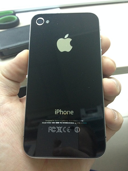 1920 X 2560 827.0 Kb 1920 X 2560 358.0 Kb Apple iPhone 4 16 