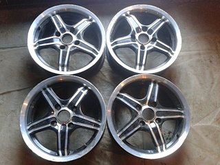 1920 X 1440 195.9 Kb     9 15