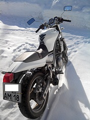 1920 X 2560 286.7 Kb Yamaha SRX 400-4 