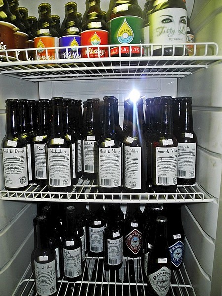600 X 800 158.9 Kb (18+)   .    -  'Izh-beer'
