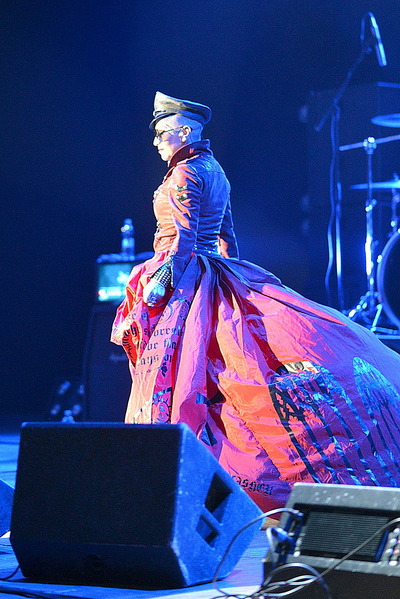 734 X 1100 407.5 Kb 1100 X 734 201.5 Kb 729 X 1024 224.9 Kb     ()