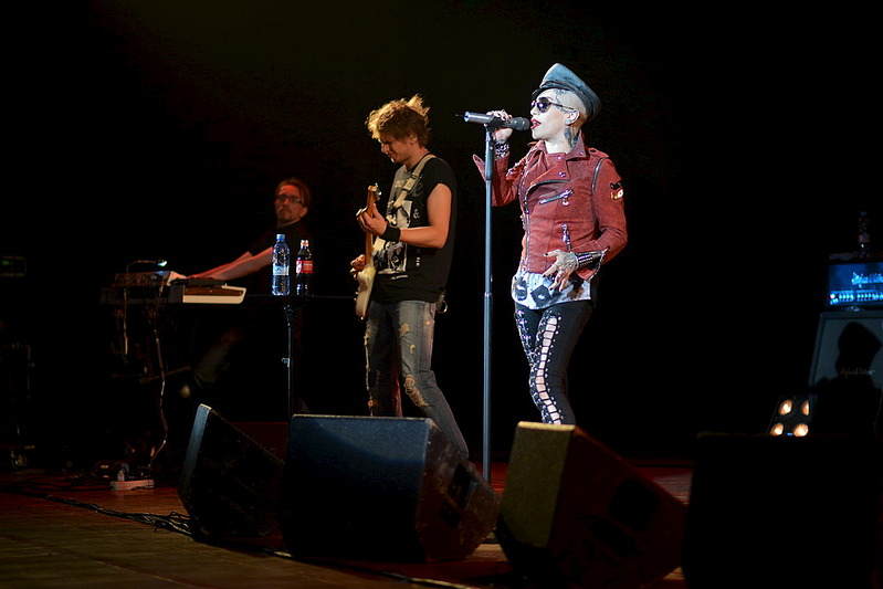 1100 X 734 193.5 Kb 1100 X 734 199.3 Kb 734 X 1100 231.9 Kb     ()