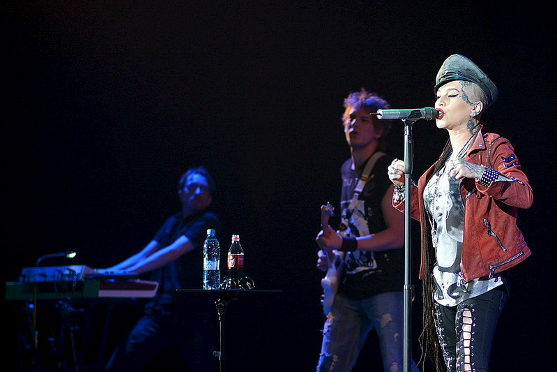 1100 X 734 247.2 Kb     ()