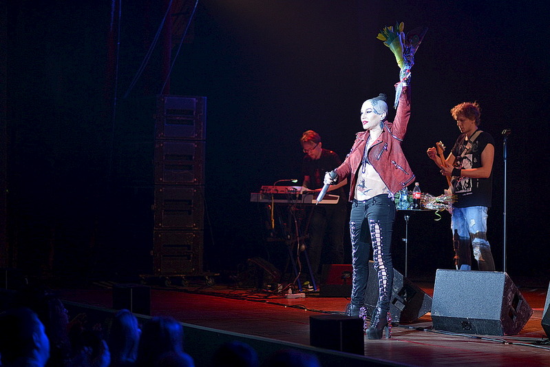 1100 X 734 253.3 Kb 1100 X 734 244.5 Kb     ()