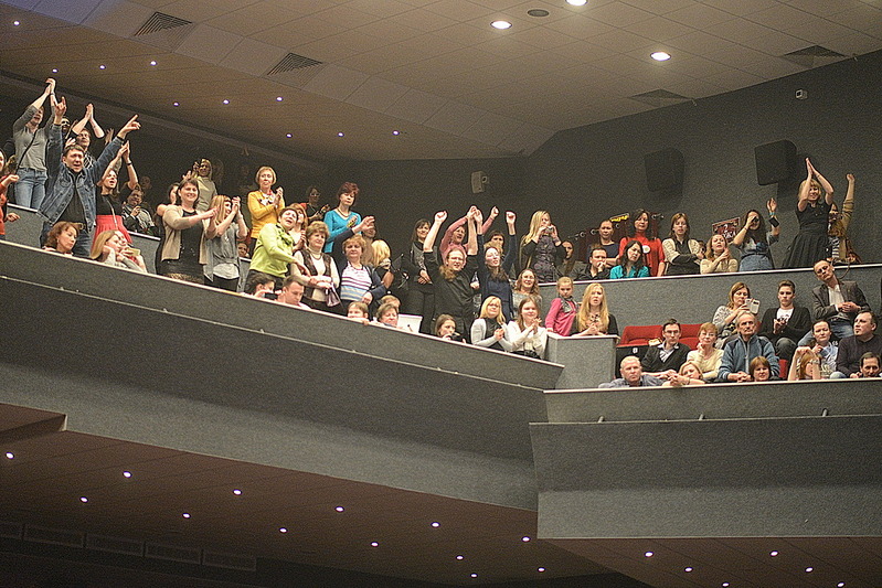 1100 X 734 413.9 Kb     ()