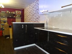 240 x 180 320 x 180     6 .   