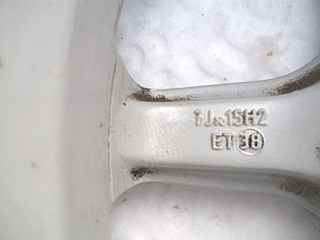 1920 X 1440 298.8 Kb !     R15 205 65