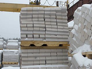 640 X 480  46.2 Kb 640 X 480  72.3 Kb -.   + ..   . 1 