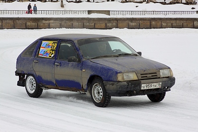 1200 X 800 320.5 Kb 1200 X 800 306.4 Kb 1200 X 800 332.1 Kb 01.03.2014. большие гонки г. Воткинск. (параллельные авто-мото гонки)