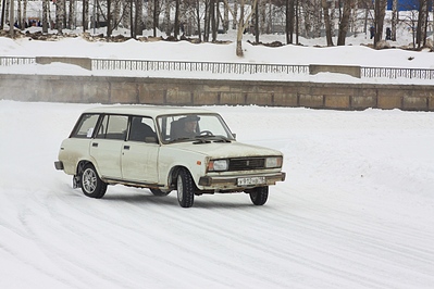 1200 X 800 360.0 Kb 1200 X 800 320.5 Kb 1200 X 800 306.4 Kb 1200 X 800 332.1 Kb 01.03.2014. большие гонки г. Воткинск. (параллельные авто-мото гонки)